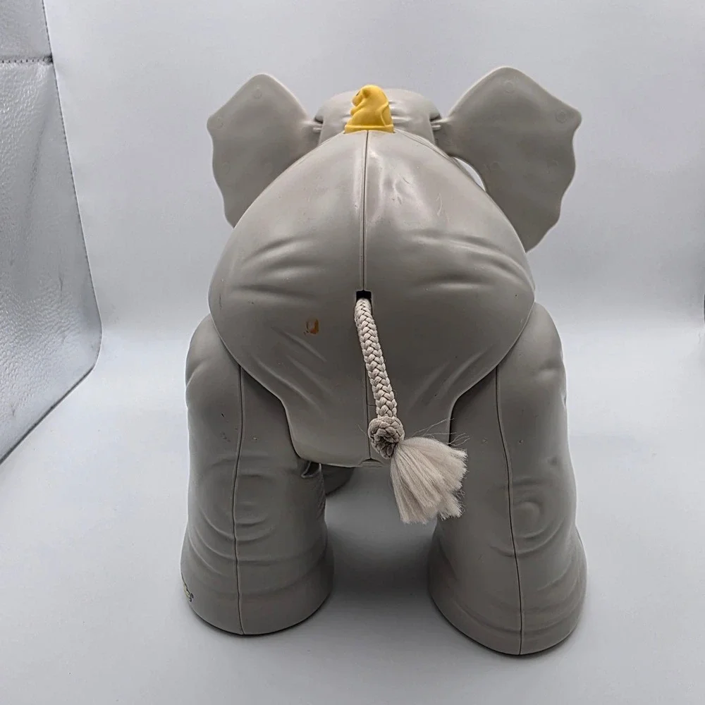 Fisher-Price Little People Big Animal Elephant Gray Safari Toy with Mouse